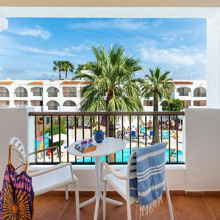 Hotel Vibra Bossa Flow - Adults Only Playa d'en Bossa Exterior photo